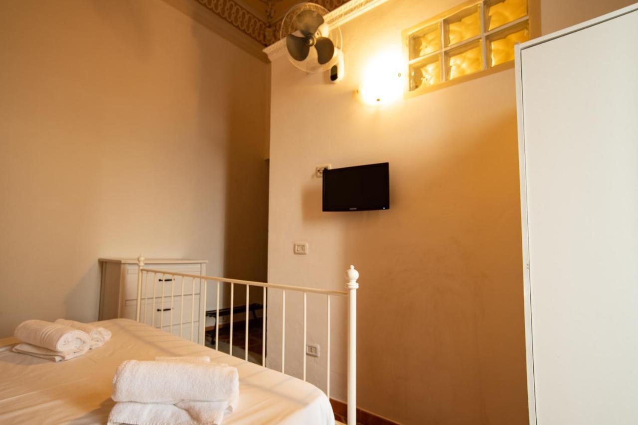 Casa Marchese Bed and Breakfast Catania Exterior foto